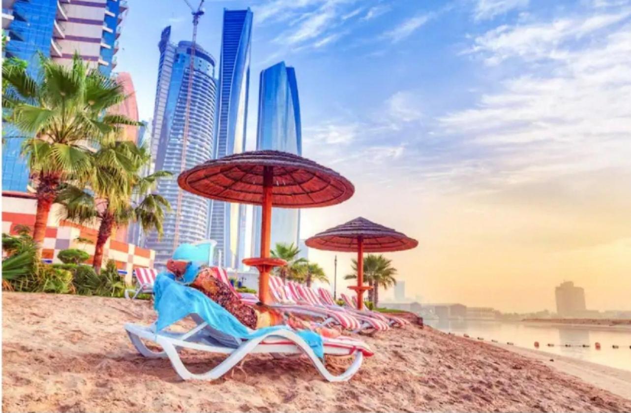 Corniche Street - For Males "Peaceful Bed Space" Abu Dhabi Exterior photo